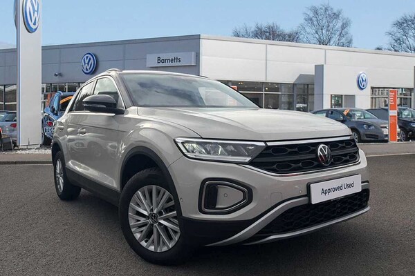 Used Volkswagen T-Roc 2022 for sale - 76208924: Photo 1