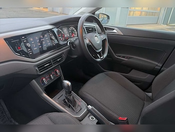 Used Volkswagen Polo 2020 for sale - 76664541: Photo