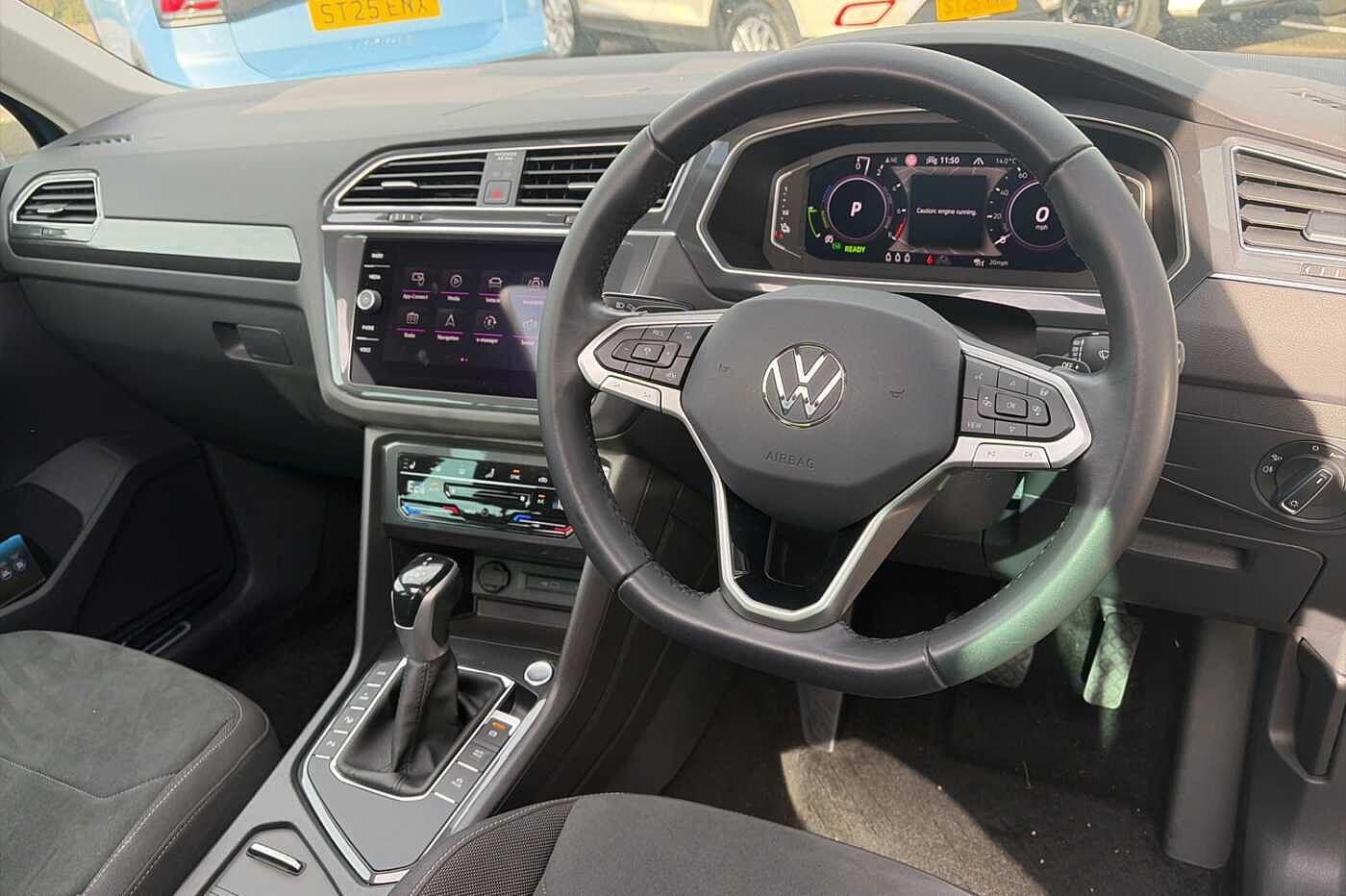 Used Volkswagen Tiguan 2023 for sale - 76208970: Photo 6