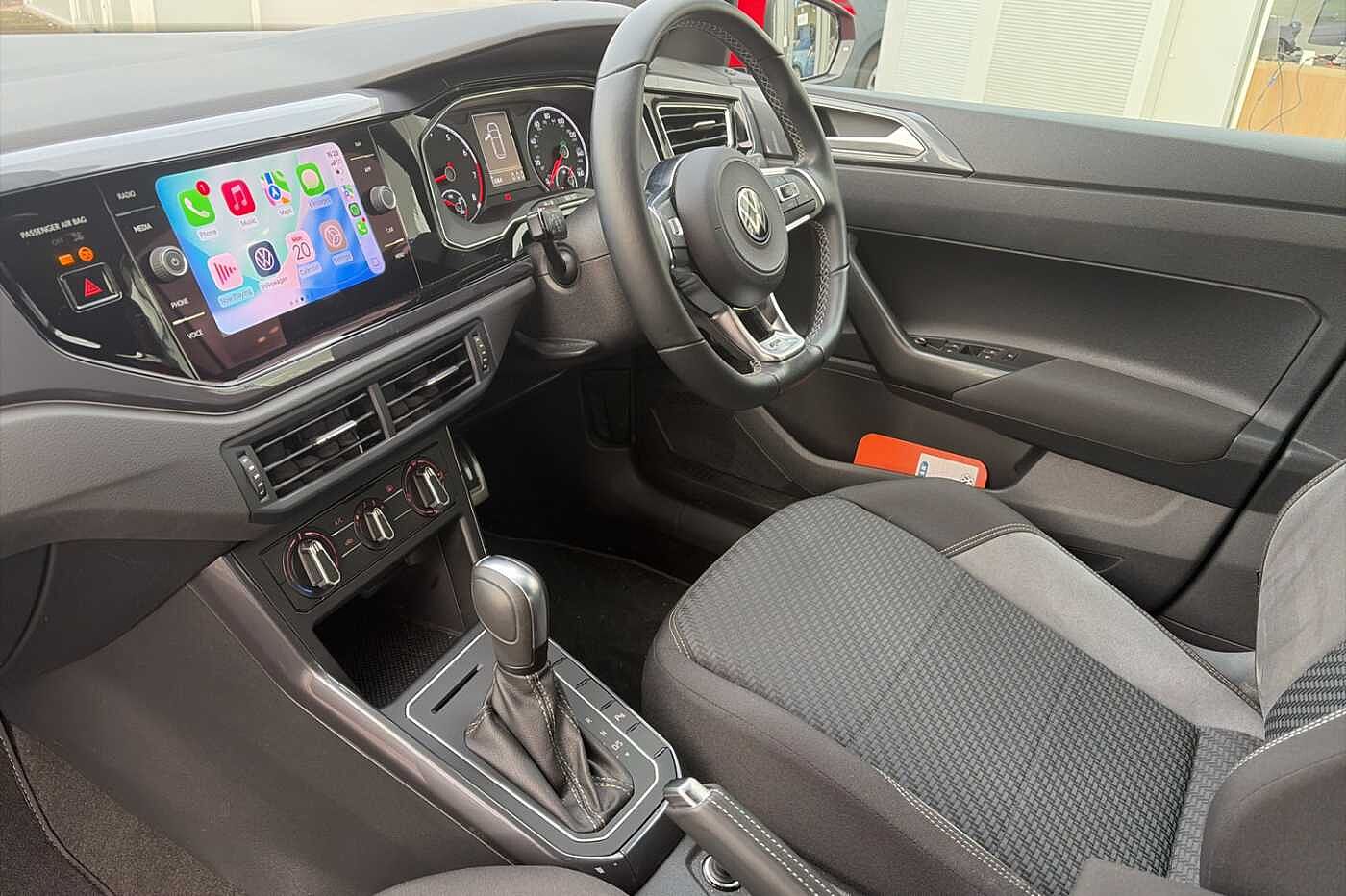 Used Volkswagen Polo 2021 for sale - 76302301: Photo 2