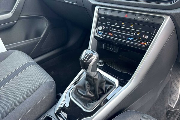 Used Volkswagen T-Roc 2022 for sale - 75345922: Photo 8