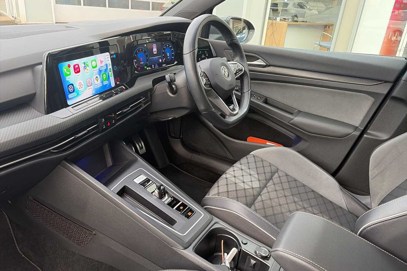 Used Volkswagen Golf 2022 for sale - 76669836: Photo 2