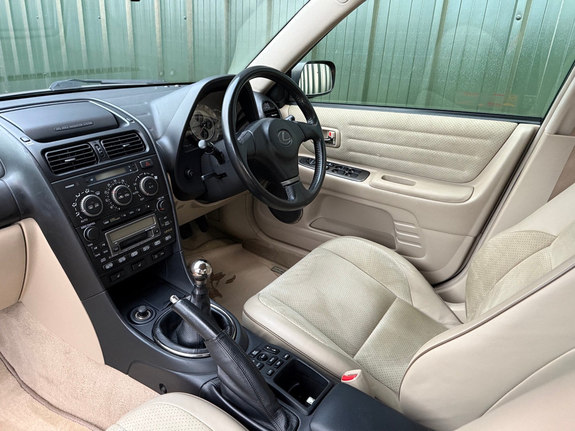 Used Lexus IS 2002 for sale - 76979954: Photo 14