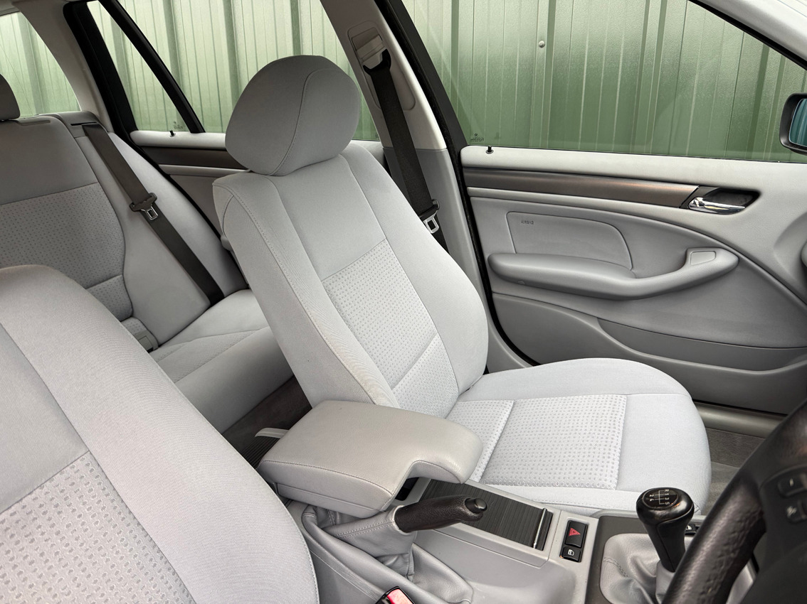 Used BMW 3 Series 2002 for sale - 77802438: Photo 18