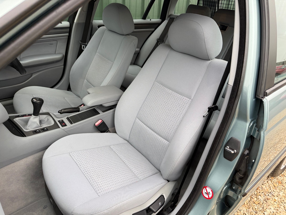 Used BMW 3 Series 2002 for sale - 77802438: Photo 28