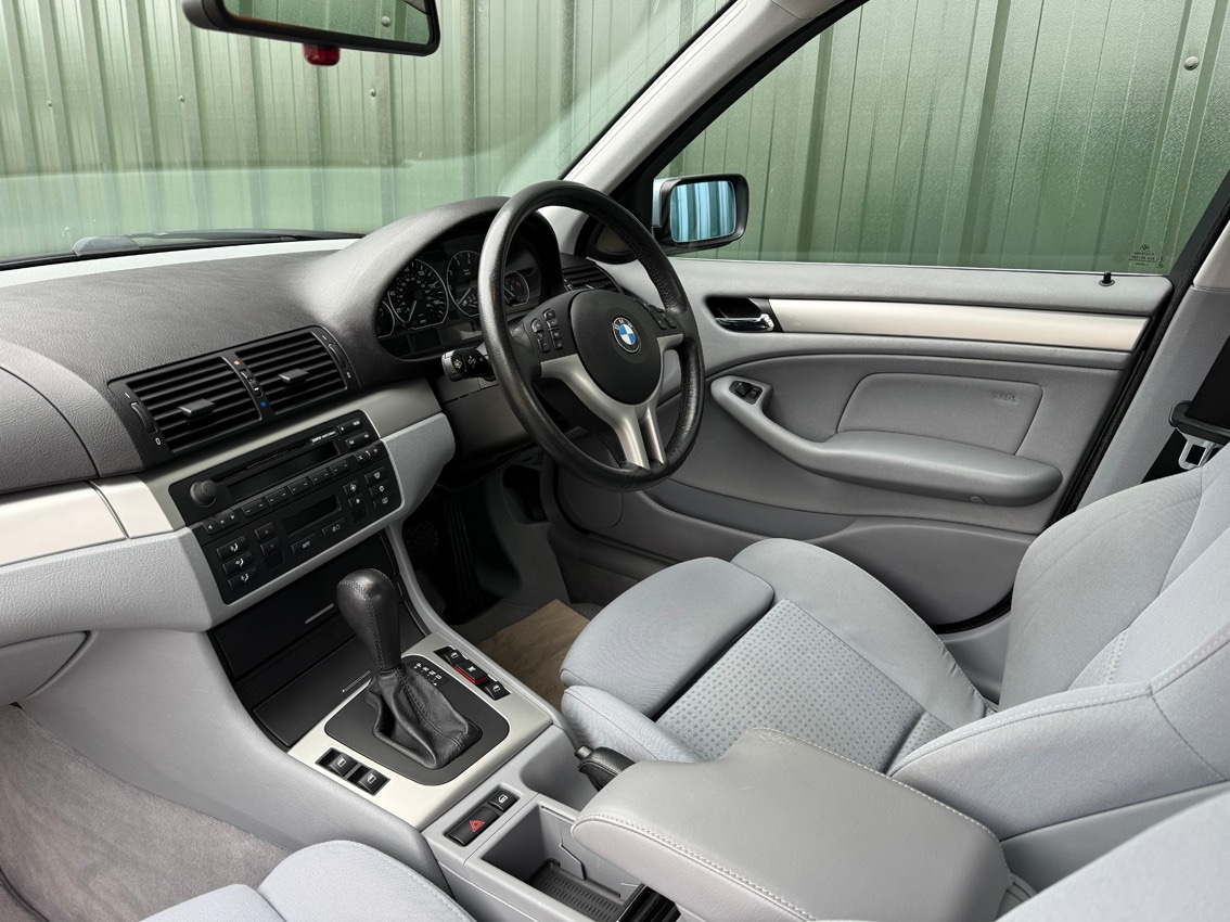 Used BMW 3 Series 2004 for sale - 77902730: Photo 19