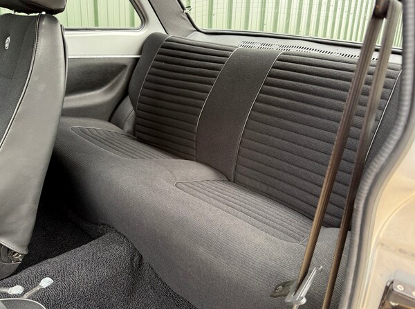Used Ford Escort 1974 for sale - 75441475: Photo 12