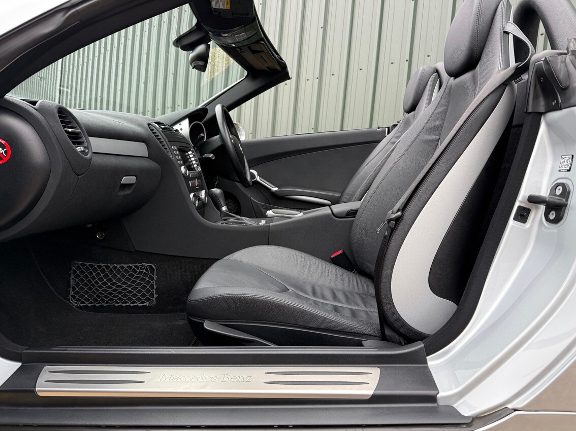 Used Mercedes-Benz SLK 2006 for sale - 77418501: Photo 16