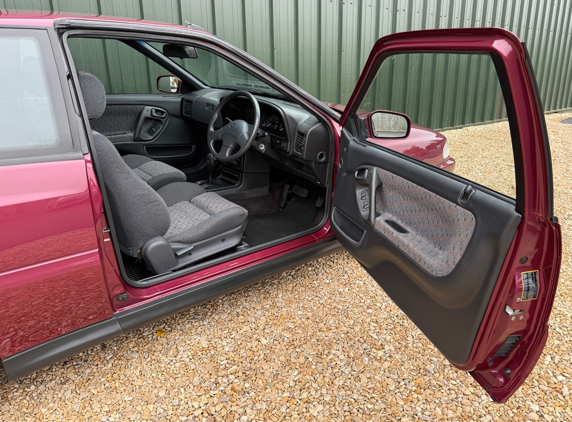 Used Hyundai Scoupe 1995 for sale - 76265397: Photo 11