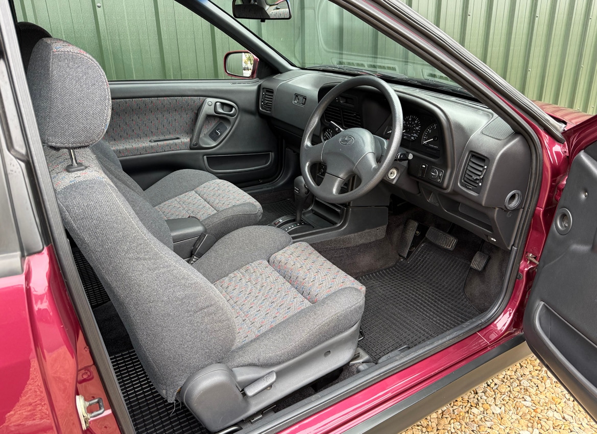 Used Hyundai Scoupe 1995 for sale - 76265397: Photo 12