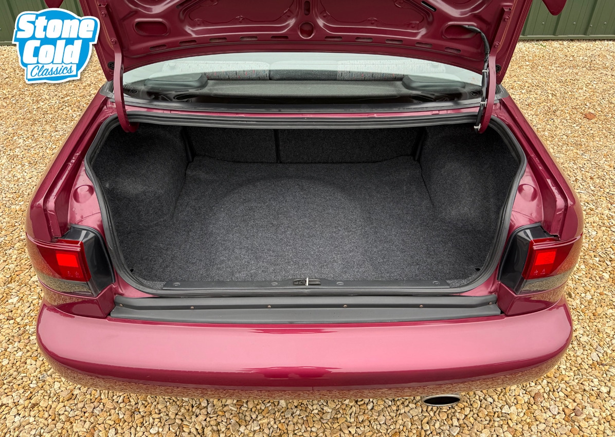 Used Hyundai Scoupe 1995 for sale - 76265397: Photo 9