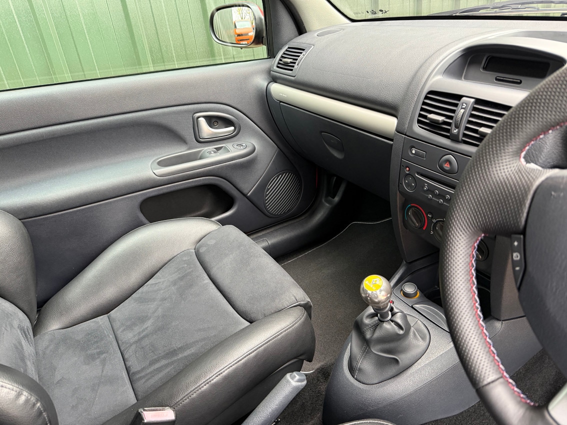 Used Renault Clio 2005 for sale - 78013046: Photo 19