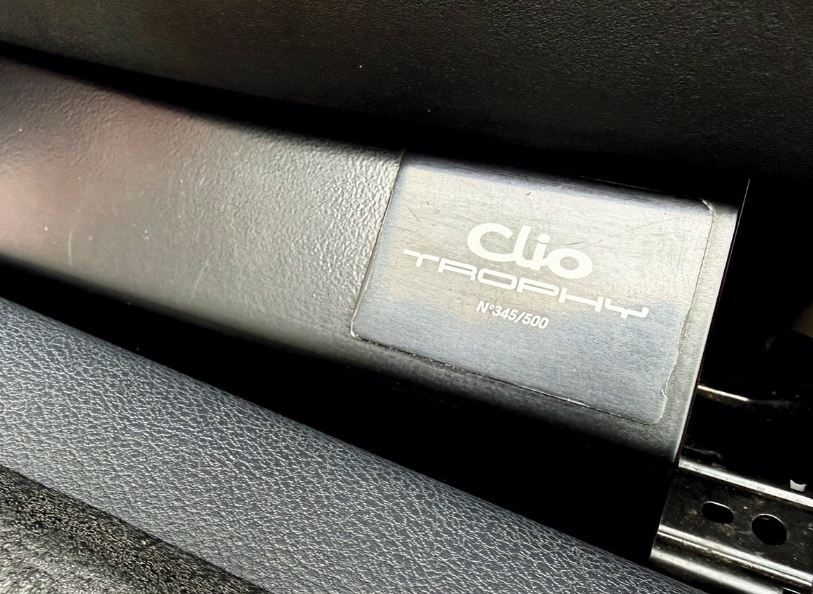 Used Renault Clio 2005 for sale - 78013046: Photo 21