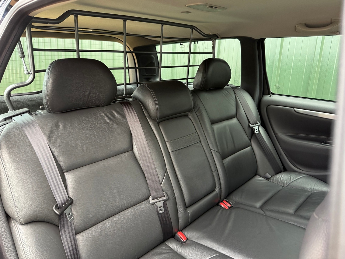 Used Volvo V70 2004 for sale - 77432899: Photo 17