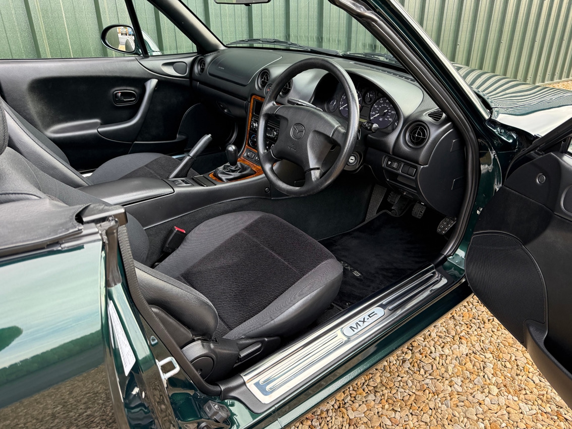 Used Mazda MX-5 1998 for sale - 76859910: Photo 18