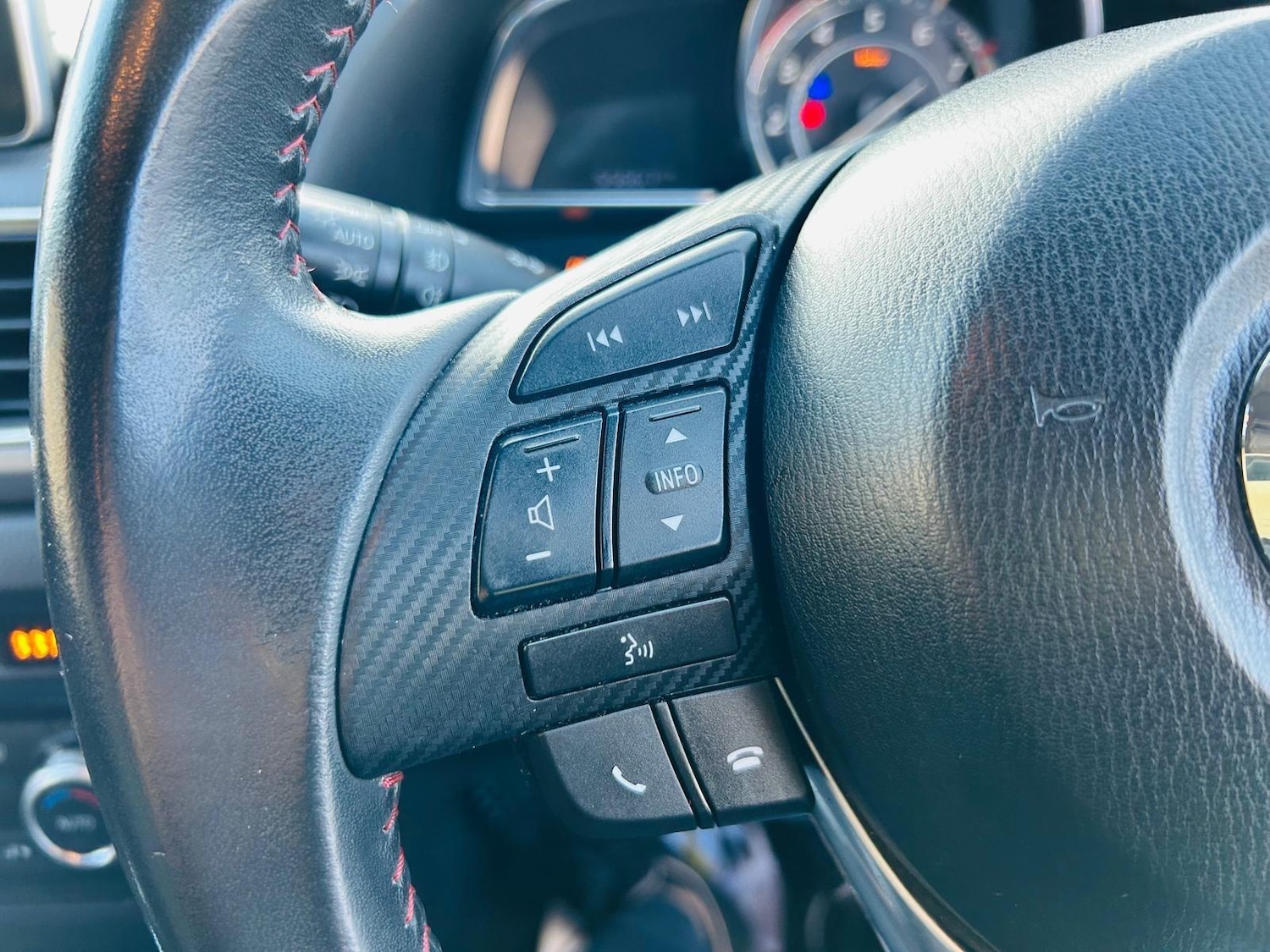 Used Mazda Mazda3 2014 for sale - 76240216: Photo 23