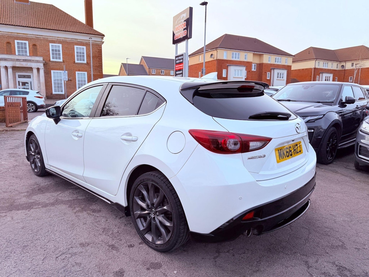 Used Mazda Mazda3 for sale - 77559315: Photo 4