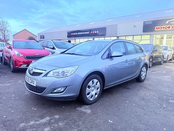 2011 (60) - 1.7 CDTi 16V ecoFLEX Exclusiv 5dr