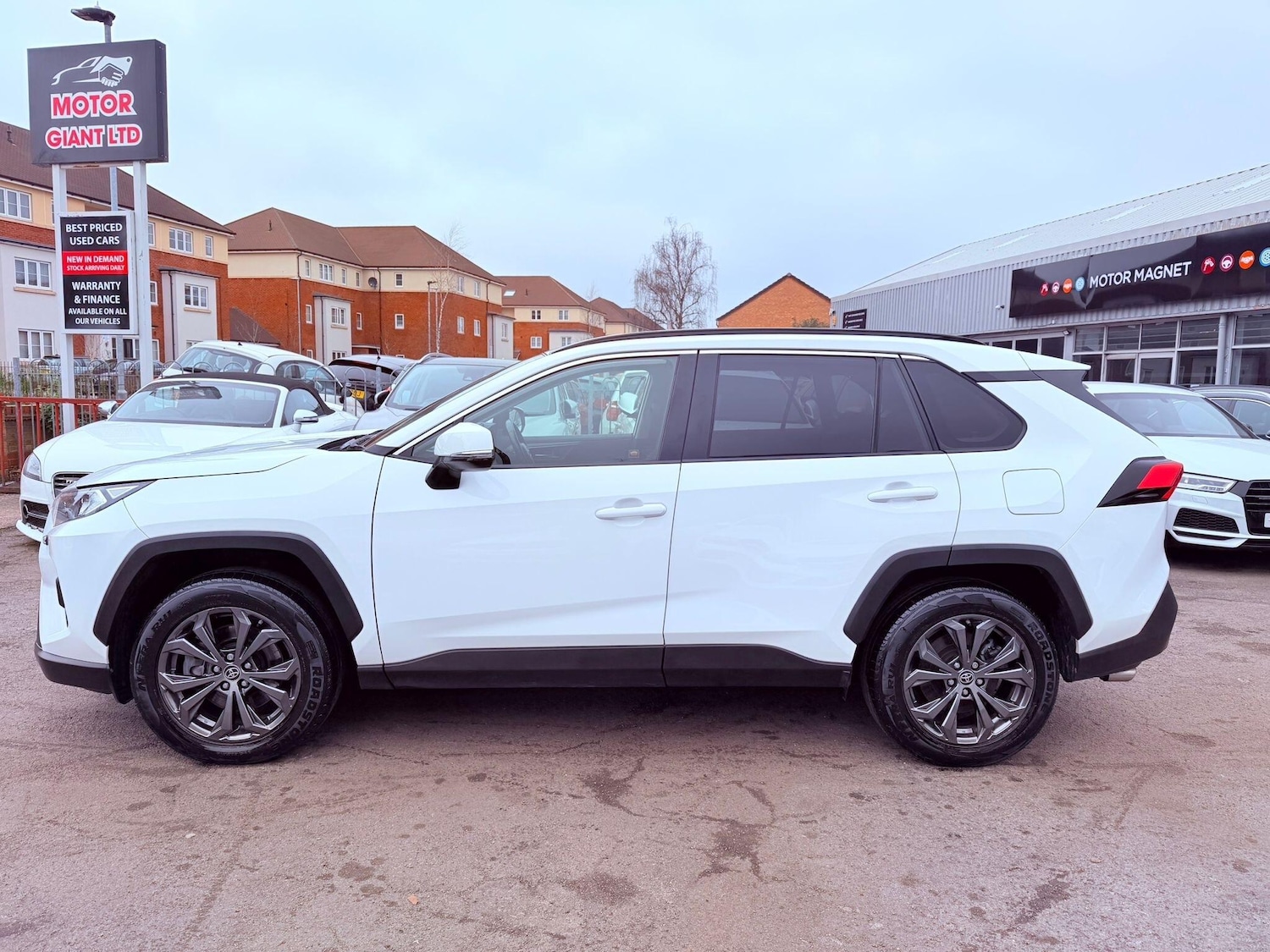 Used Toyota RAV4 2022 for sale - 77793840: Photo 26