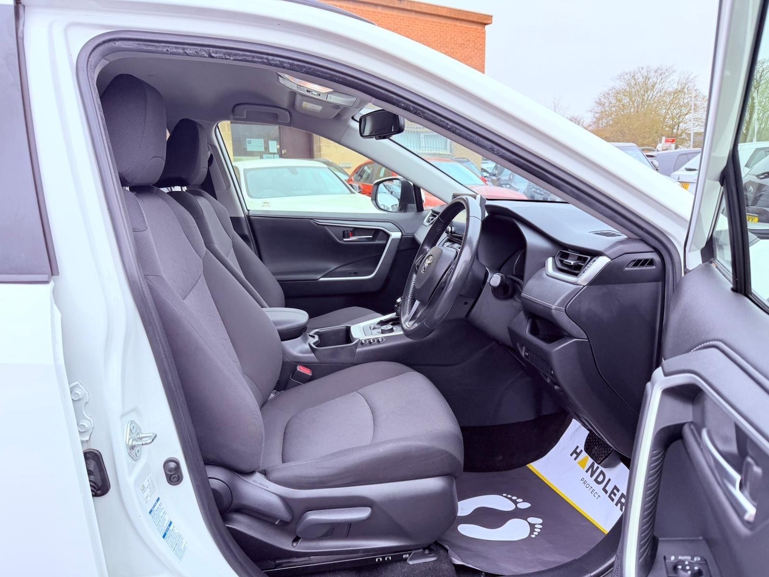 Used Toyota RAV4 2022 for sale - 77793840: Photo 28