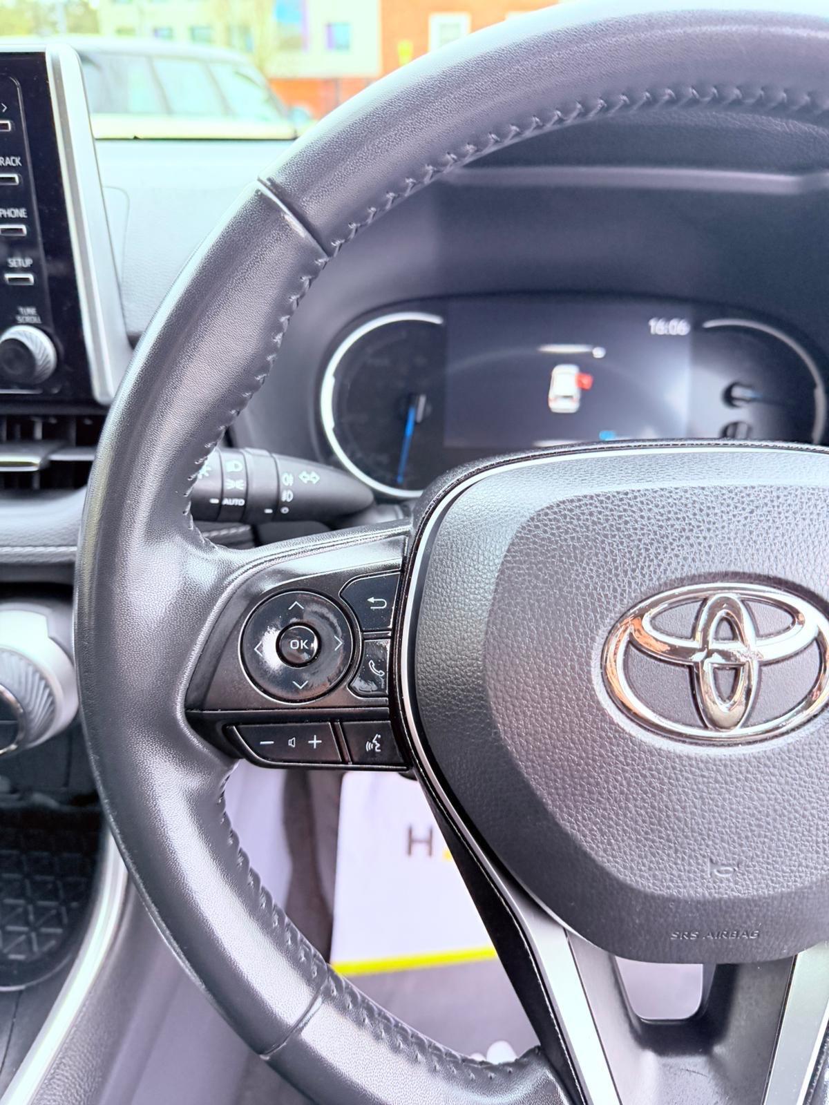 Used Toyota RAV4 2022 for sale - 77793840: Photo 35