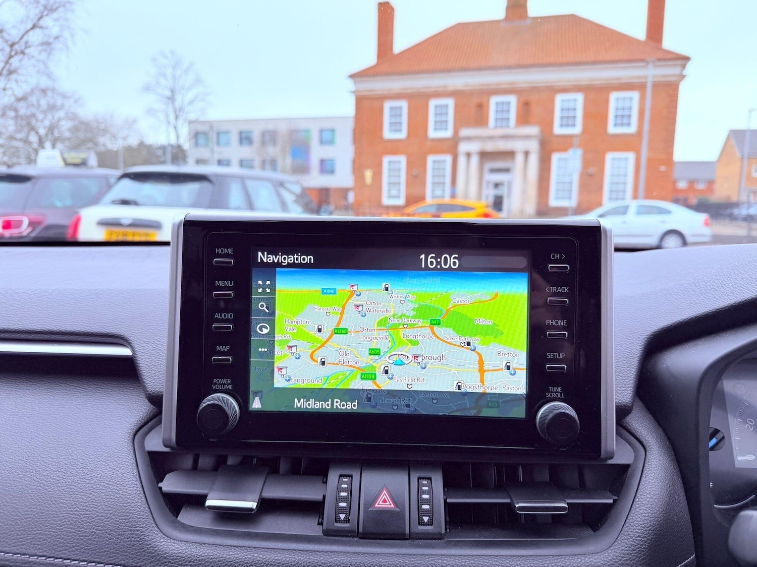 Used Toyota RAV4 2022 for sale - 77793840: Photo 40