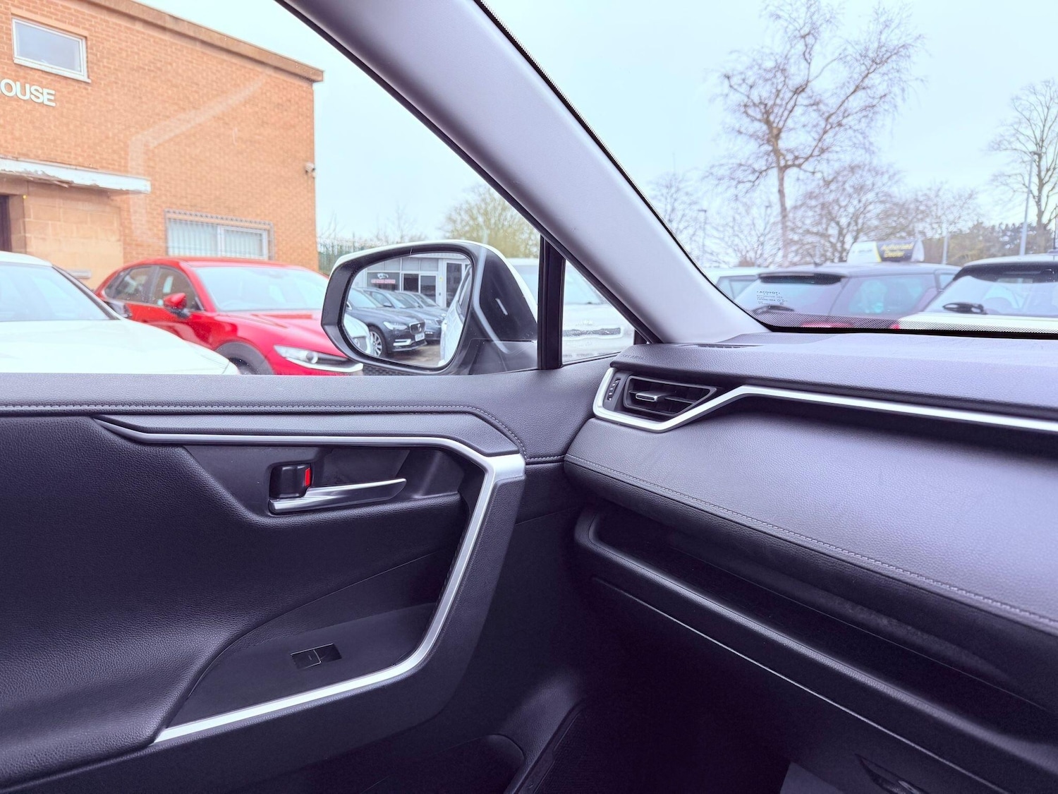 Used Toyota RAV4 2022 for sale - 77793840: Photo 47