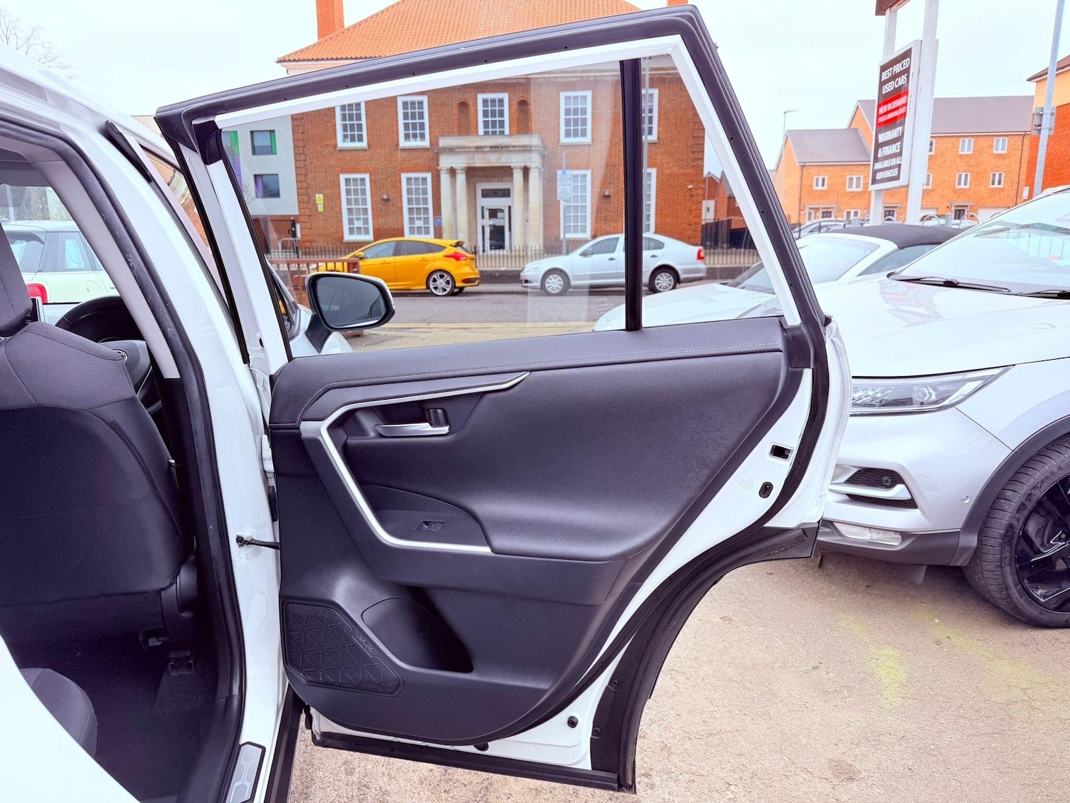 Used Toyota RAV4 2022 for sale - 77793840: Photo 52