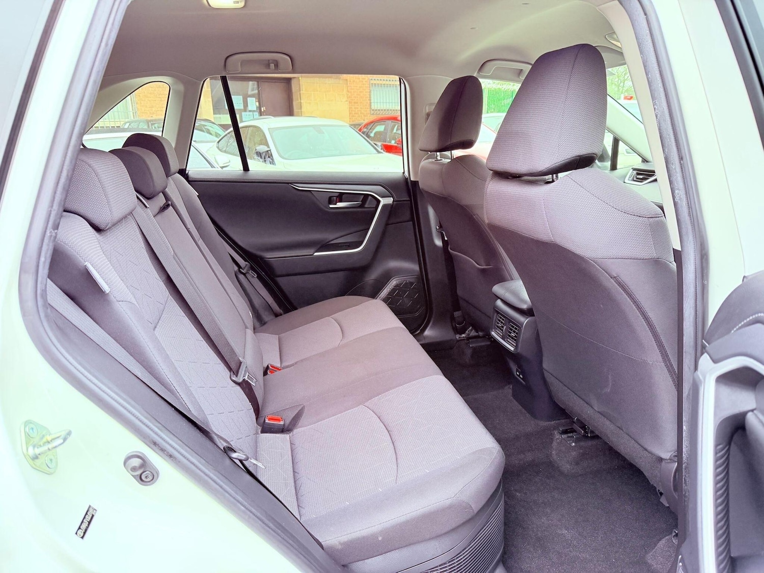 Used Toyota RAV4 2022 for sale - 77793840: Photo 55