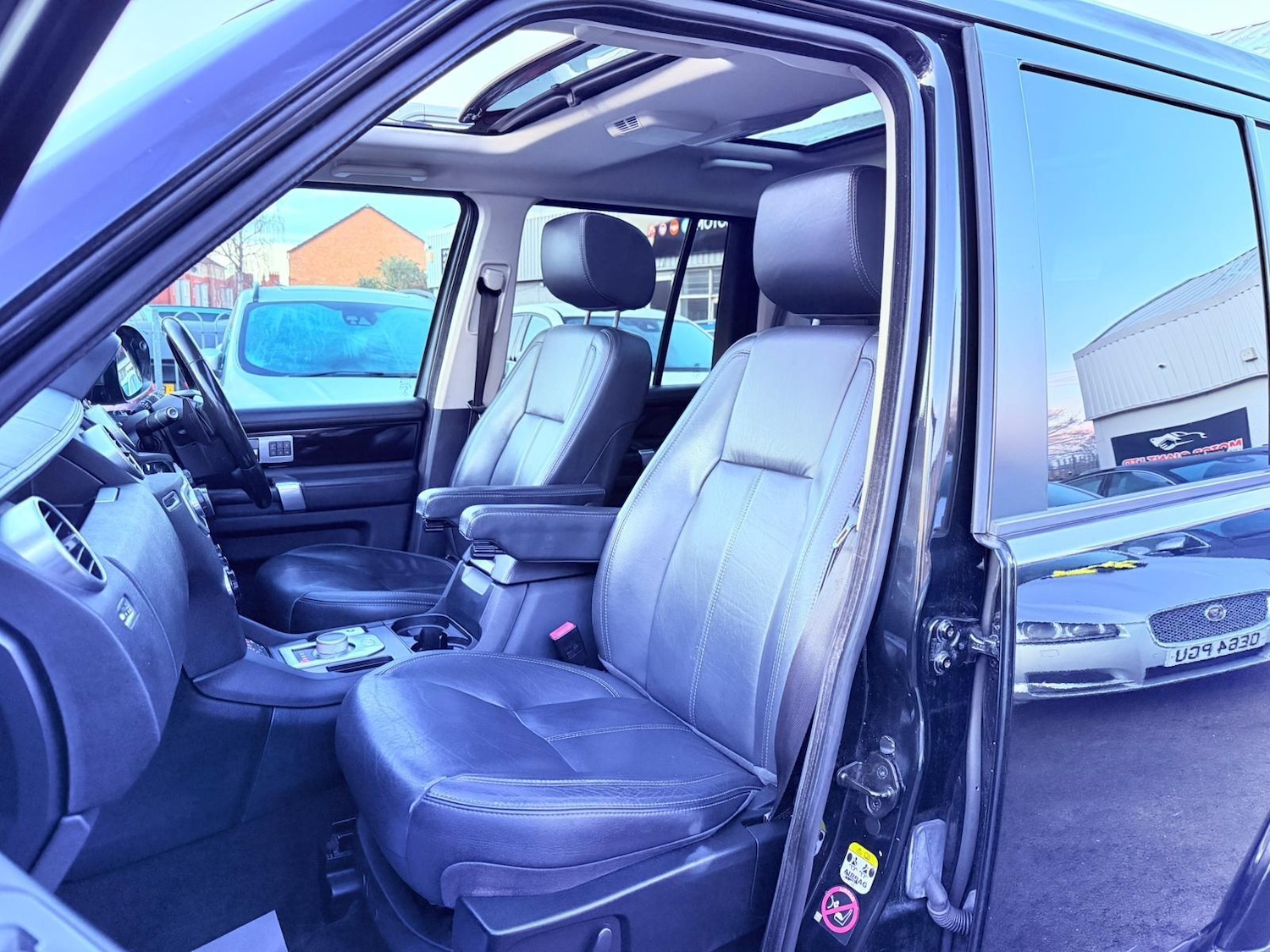 Used Land Rover Discovery 2016 for sale - 77229371: Photo 38