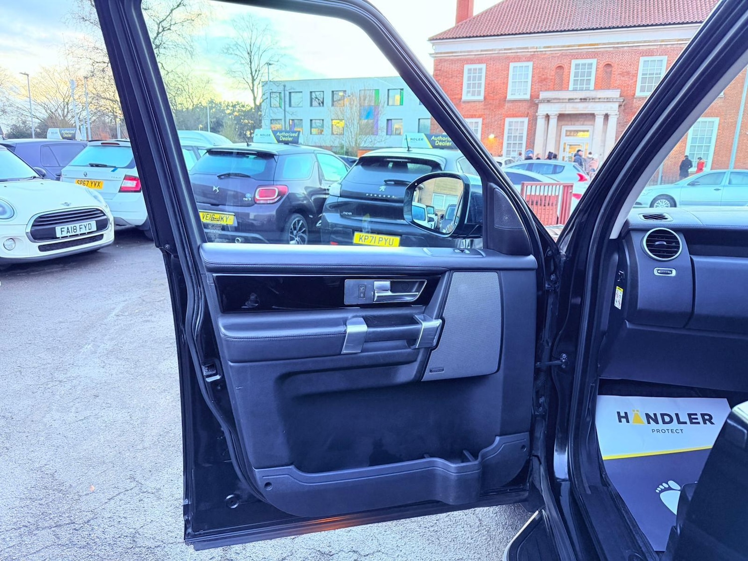 Used Land Rover Discovery 2016 for sale - 77229371: Photo 64