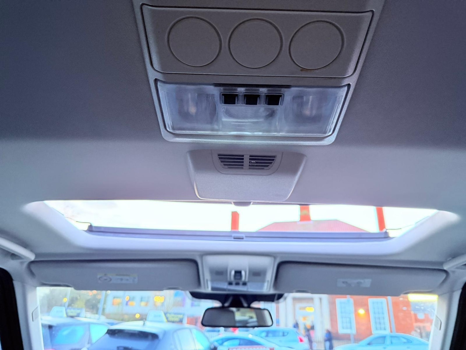 Used Land Rover Discovery 2016 for sale - 77229371: Photo 69