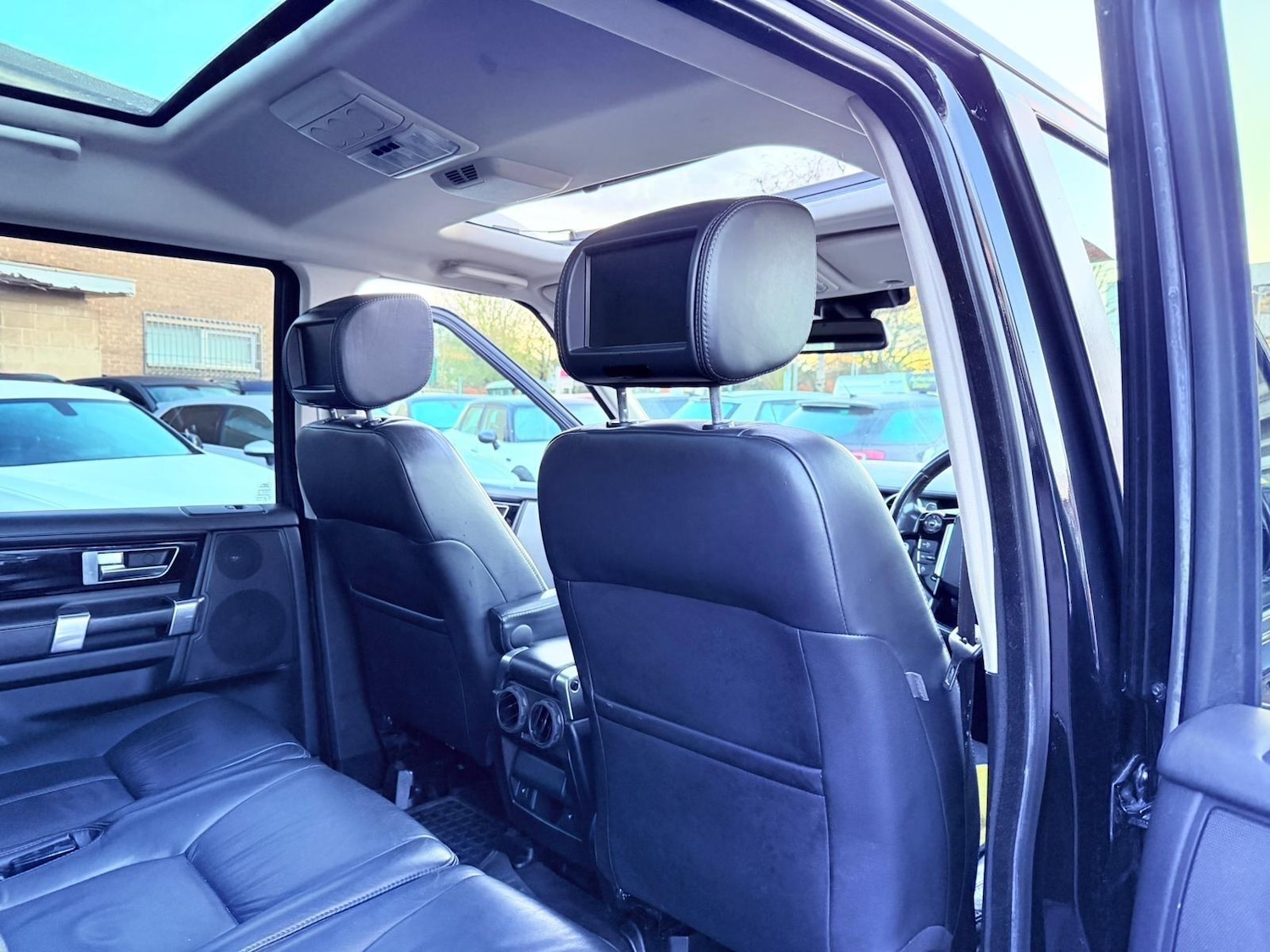 Used Land Rover Discovery 2016 for sale - 77229371: Photo 71