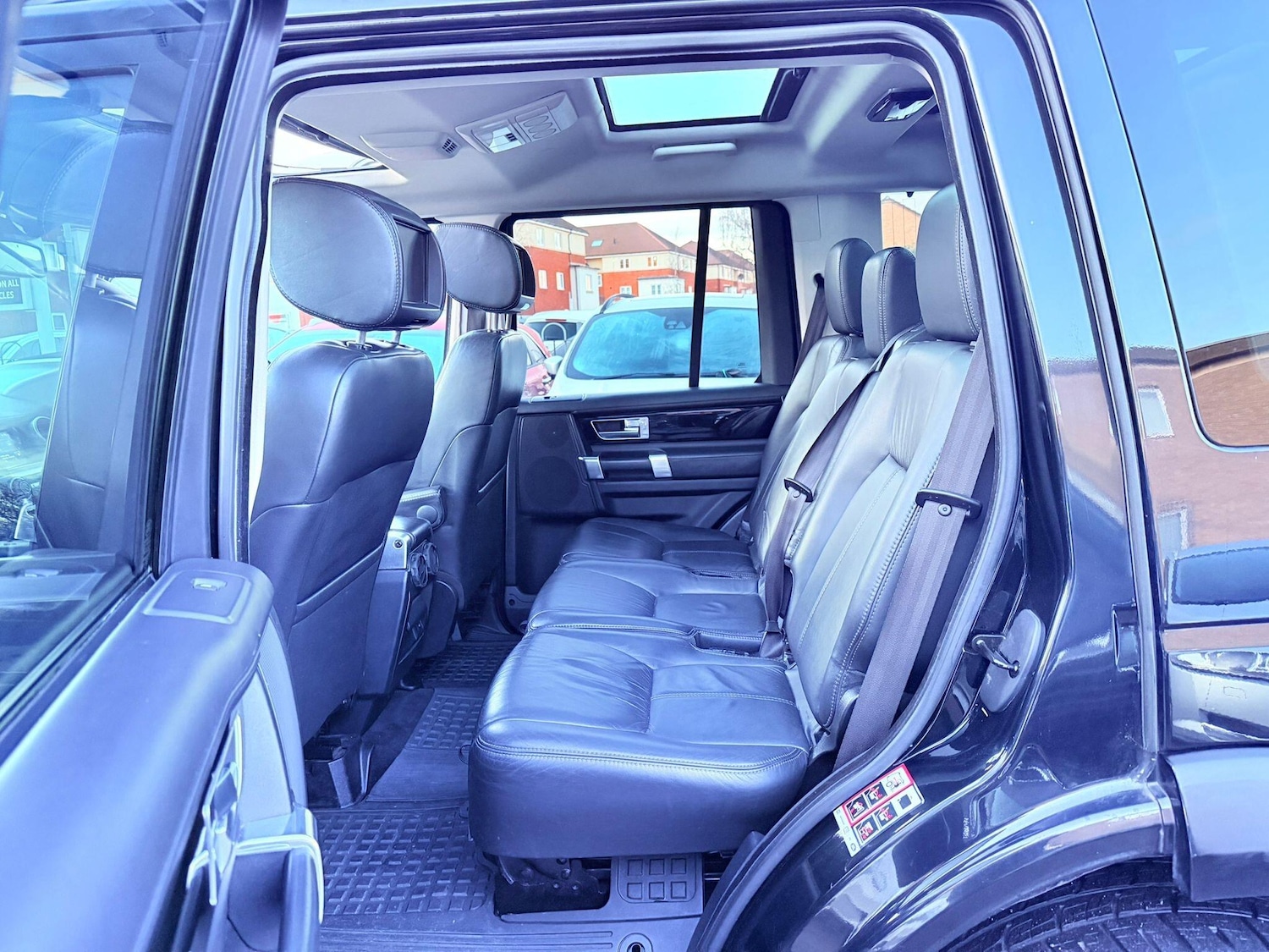 Used Land Rover Discovery 2016 for sale - 77229371: Photo 76