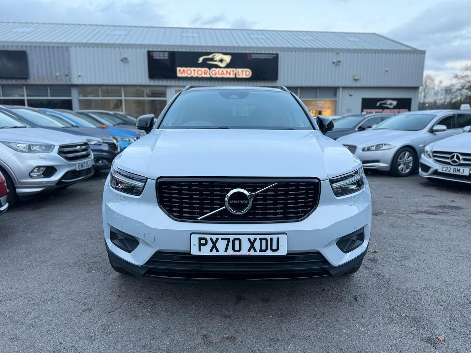 Used Volvo XC40 2020 for sale - 76913922: Photo 3