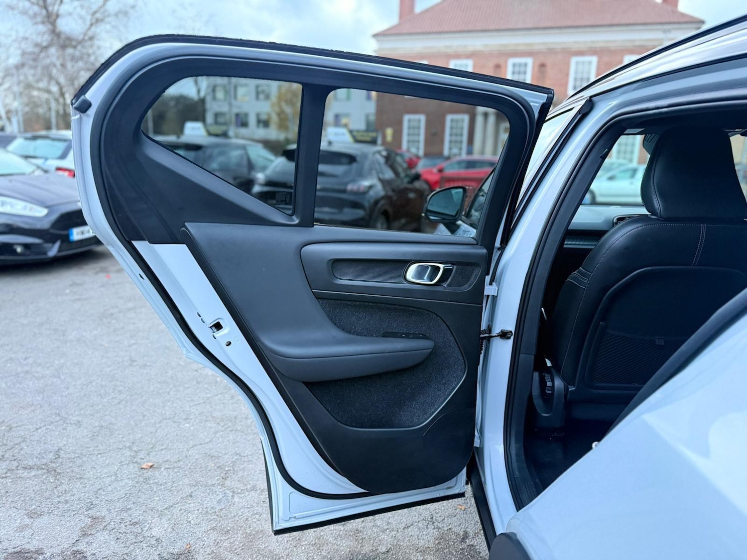 Used Volvo XC40 2020 for sale - 76913922: Photo 47