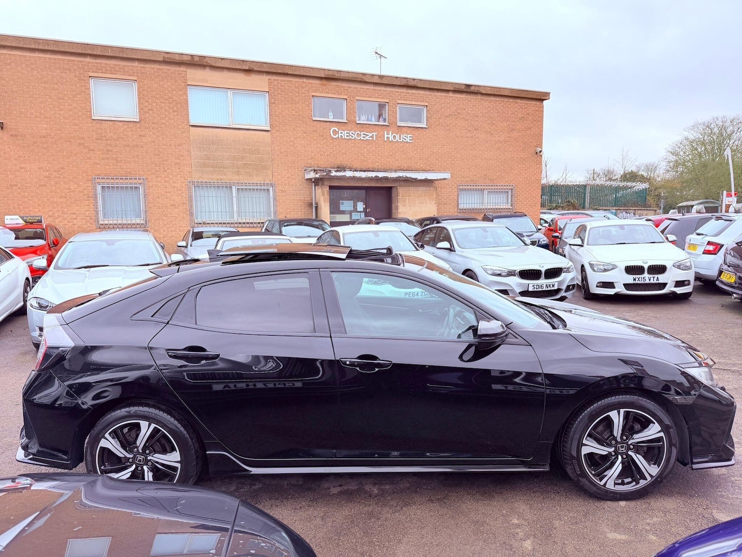 Used Honda Civic 2018 for sale - 77400830: Photo 27
