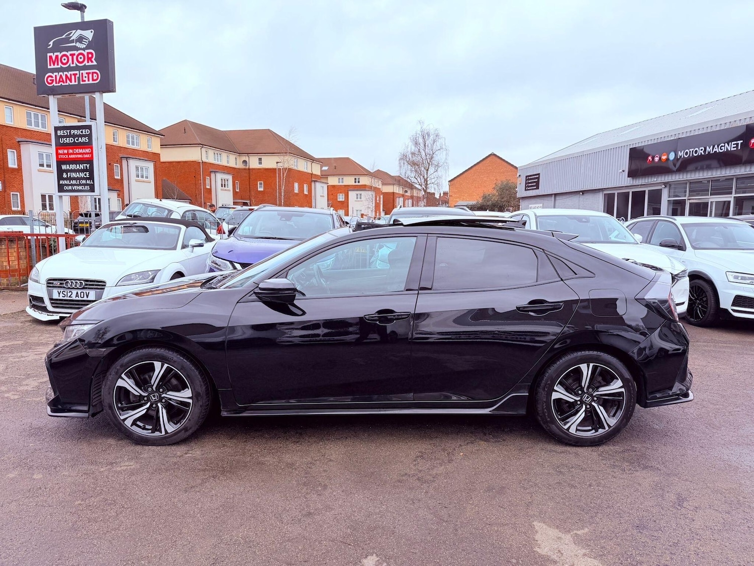 Used Honda Civic 2018 for sale - 77400830: Photo 28