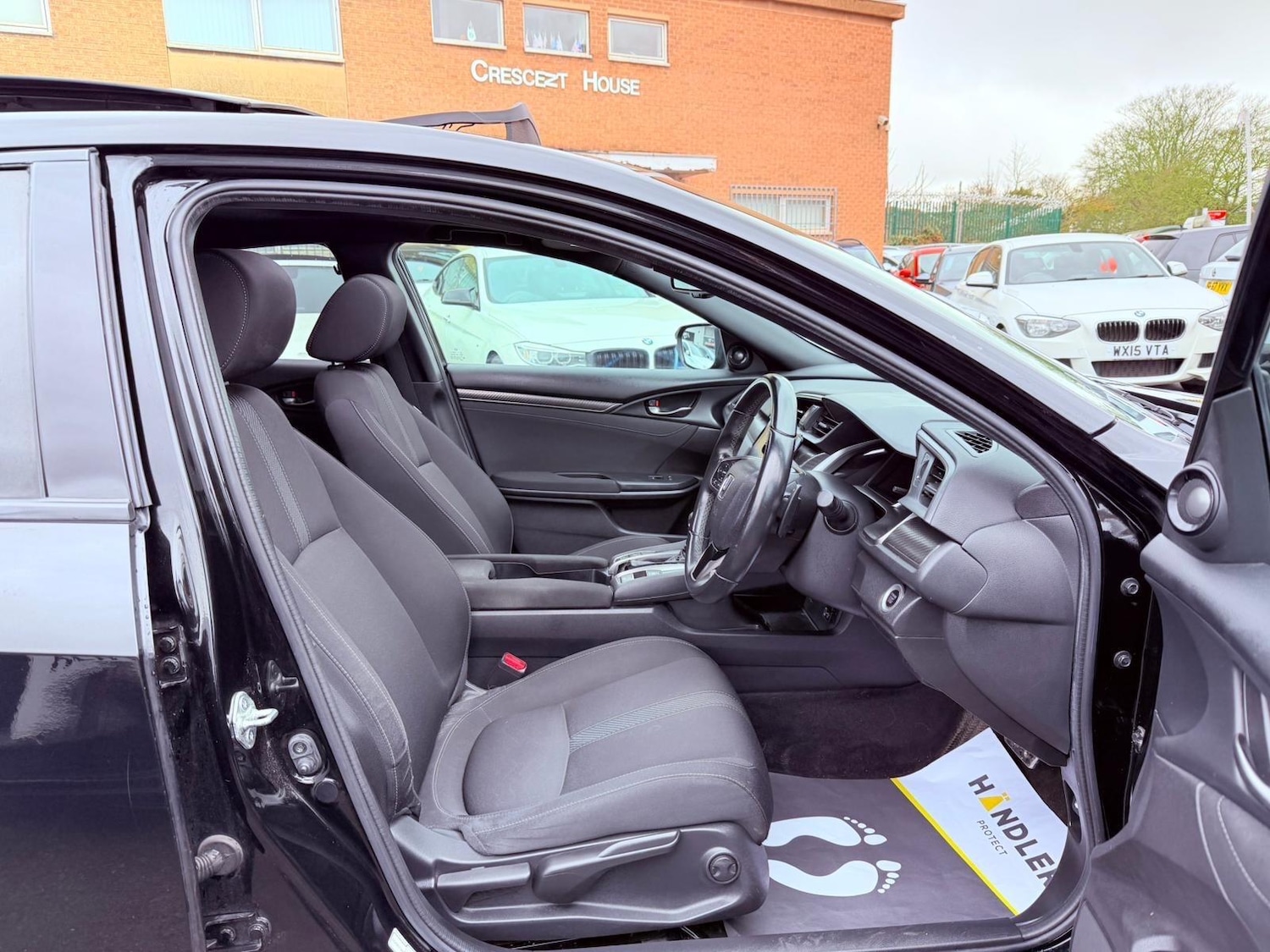 Used Honda Civic 2018 for sale - 77400830: Photo 29