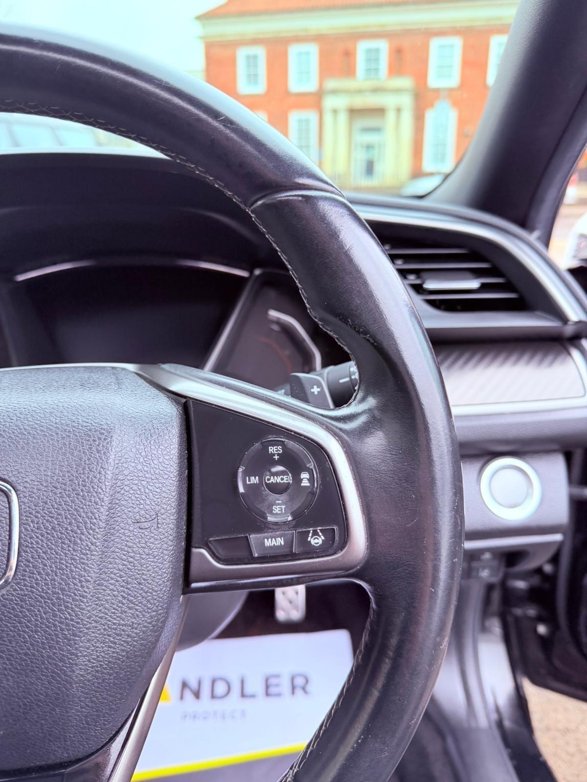 Used Honda Civic 2018 for sale - 77400830: Photo 34