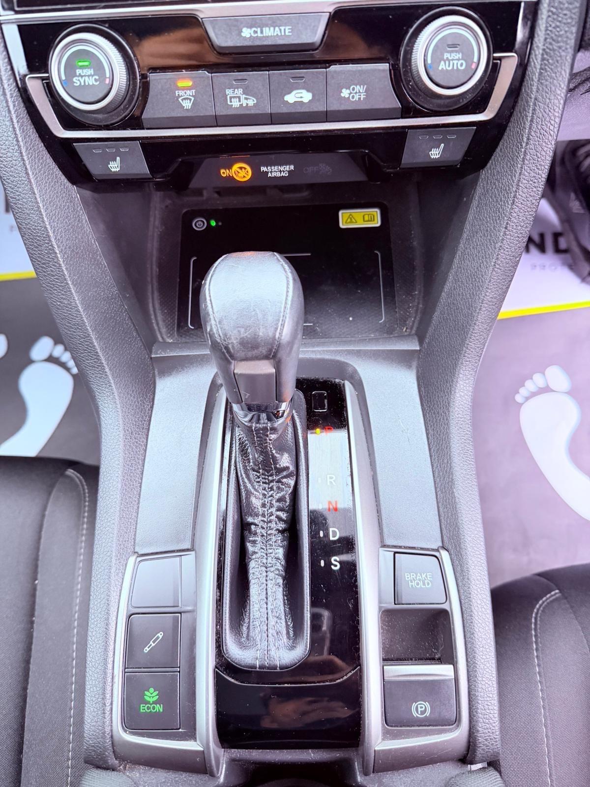 Used Honda Civic 2018 for sale - 77400830: Photo 42