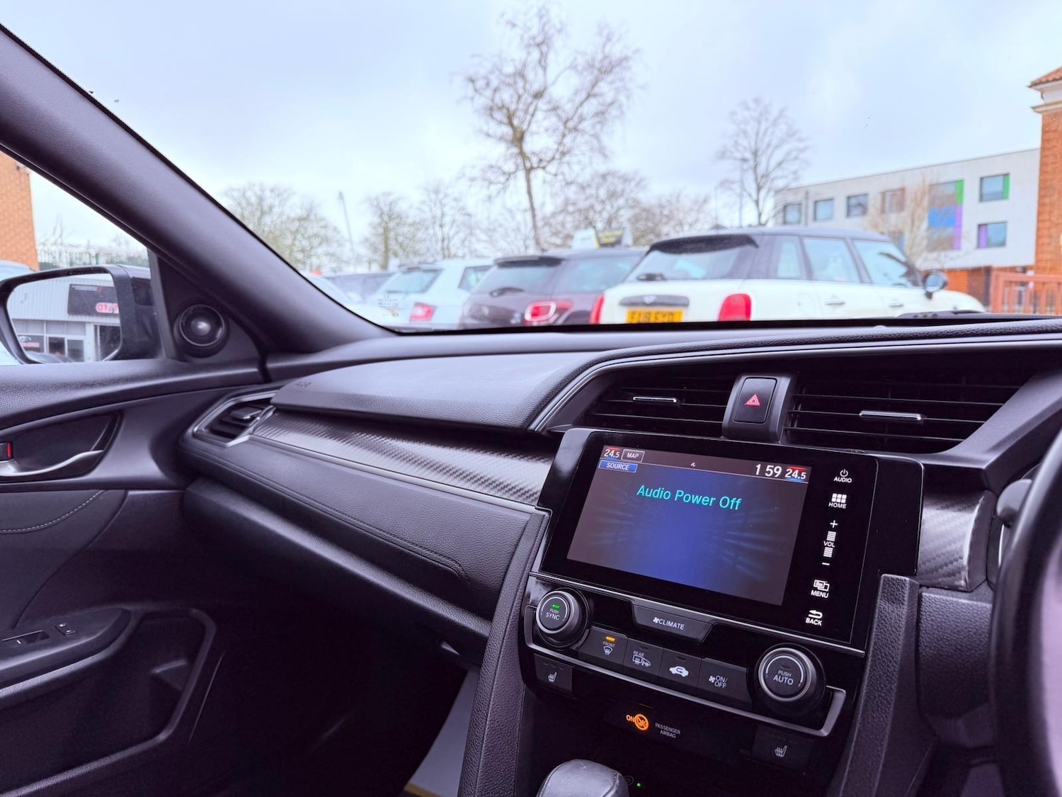 Used Honda Civic 2018 for sale - 77400830: Photo 44