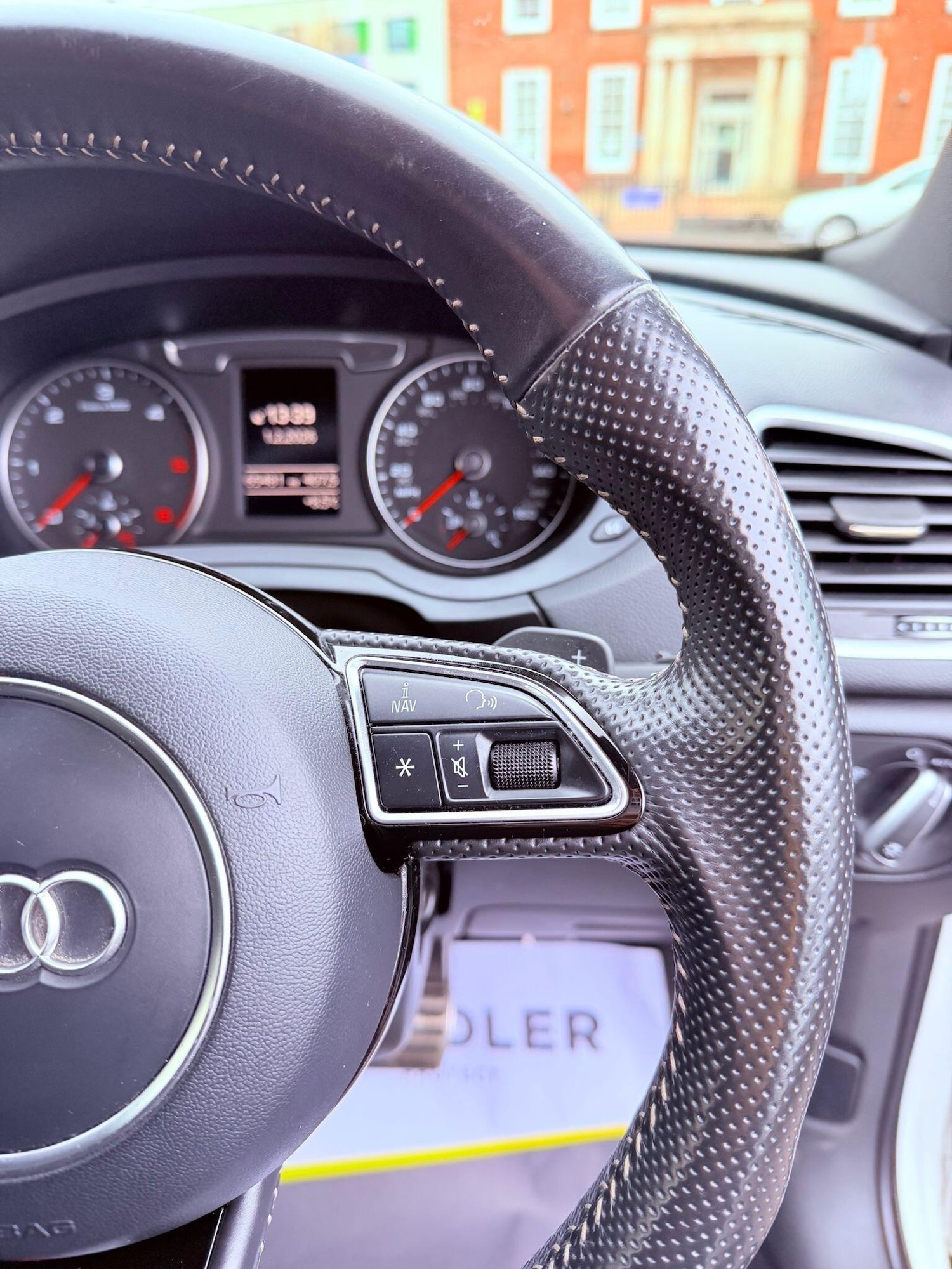 Used Audi Q3 2017 for sale - 77400888: Photo 32