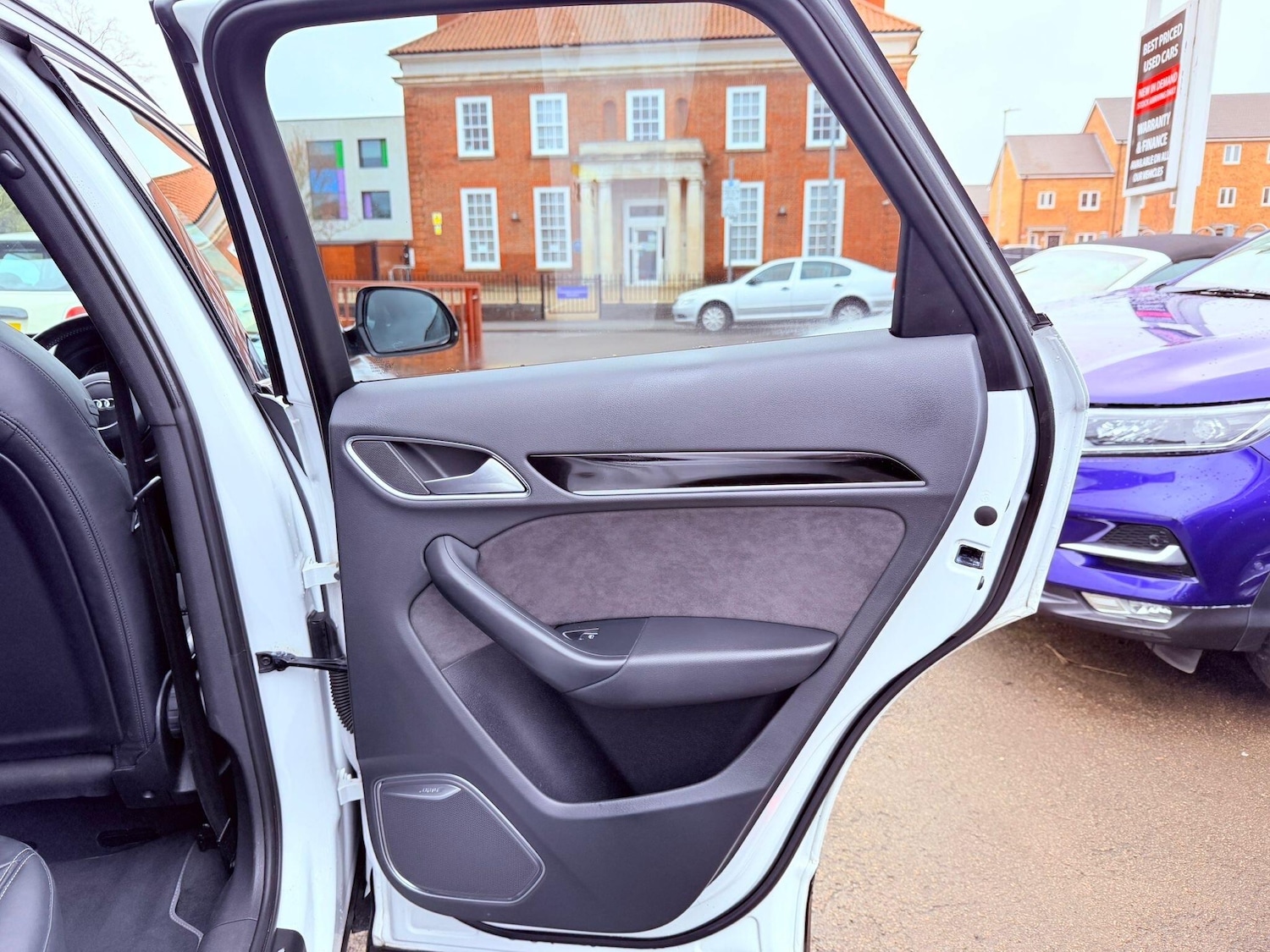 Used Audi Q3 2017 for sale - 77400888: Photo 52