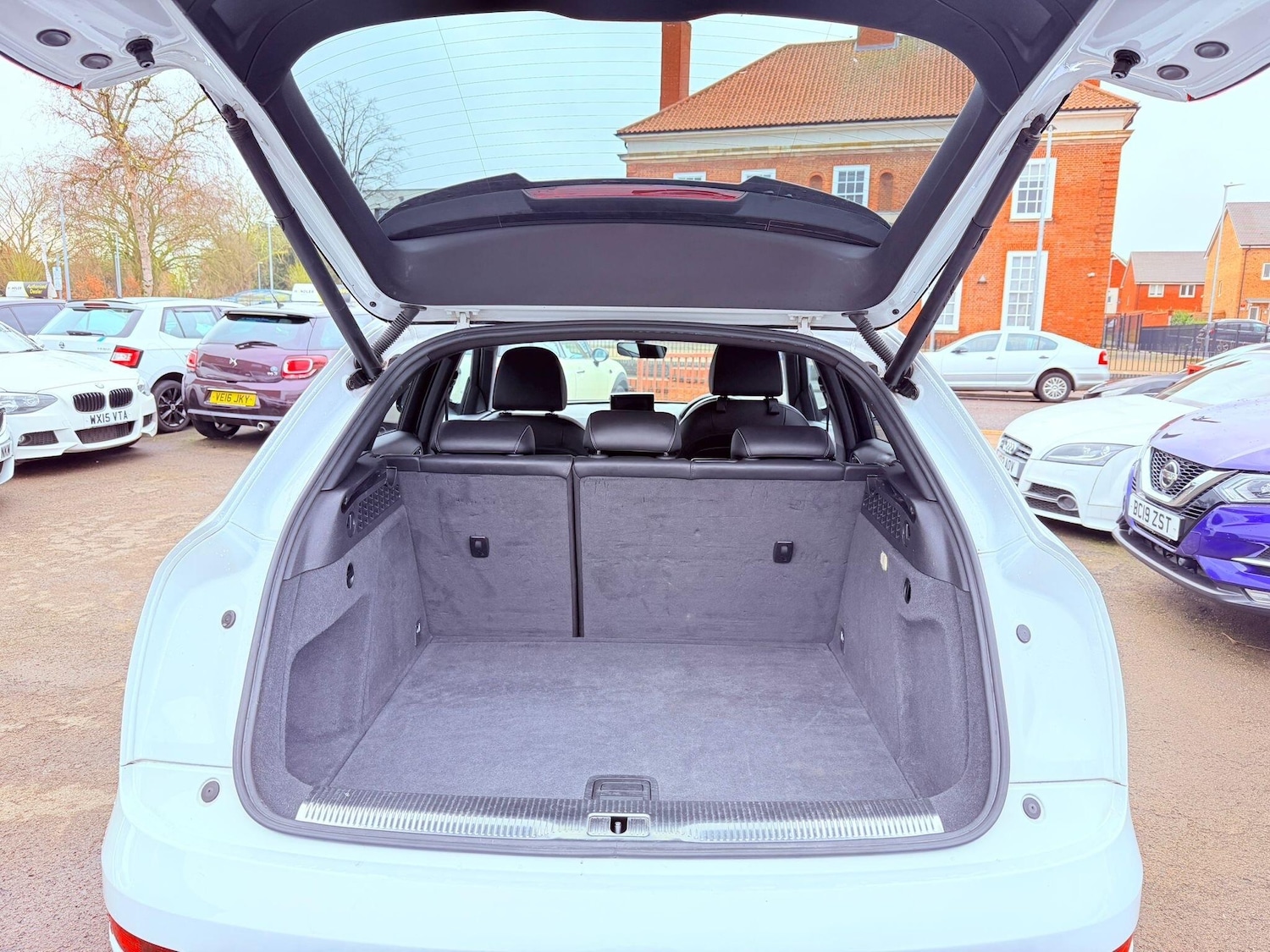 Used Audi Q3 2017 for sale - 77400888: Photo 57