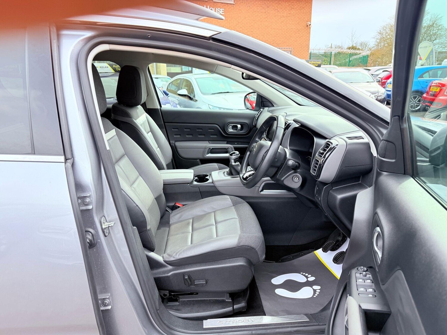 Vehicle 27