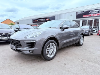 Porsche - Macan