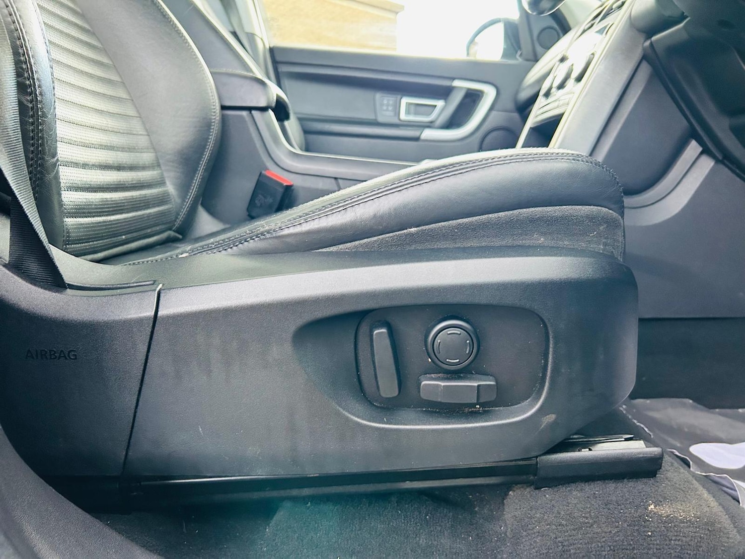 Used Land Rover Discovery Sport 2015 for sale - 77377542: Photo 22