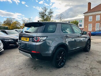 Used Land Rover Discovery Sport 2015 for sale - 77377542: Photo