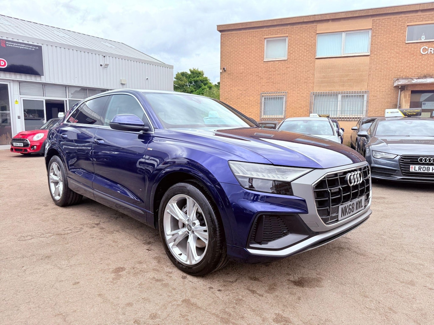 Used Audi Q8 2018 for sale - 76409474: Photo 2